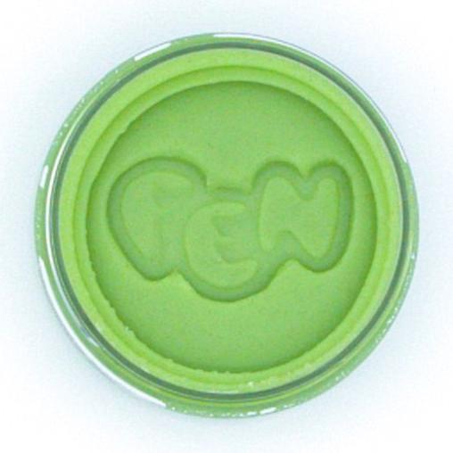 pastelgroene speeldeeg op natuurlijke basis geschikt voor rustgevend sensorisch spel van peuters