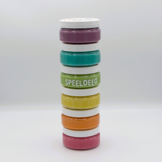 pastelkleurige speeldeeg van fen geschikt voor creatief en zelfstandig spel van peuters en kleuters